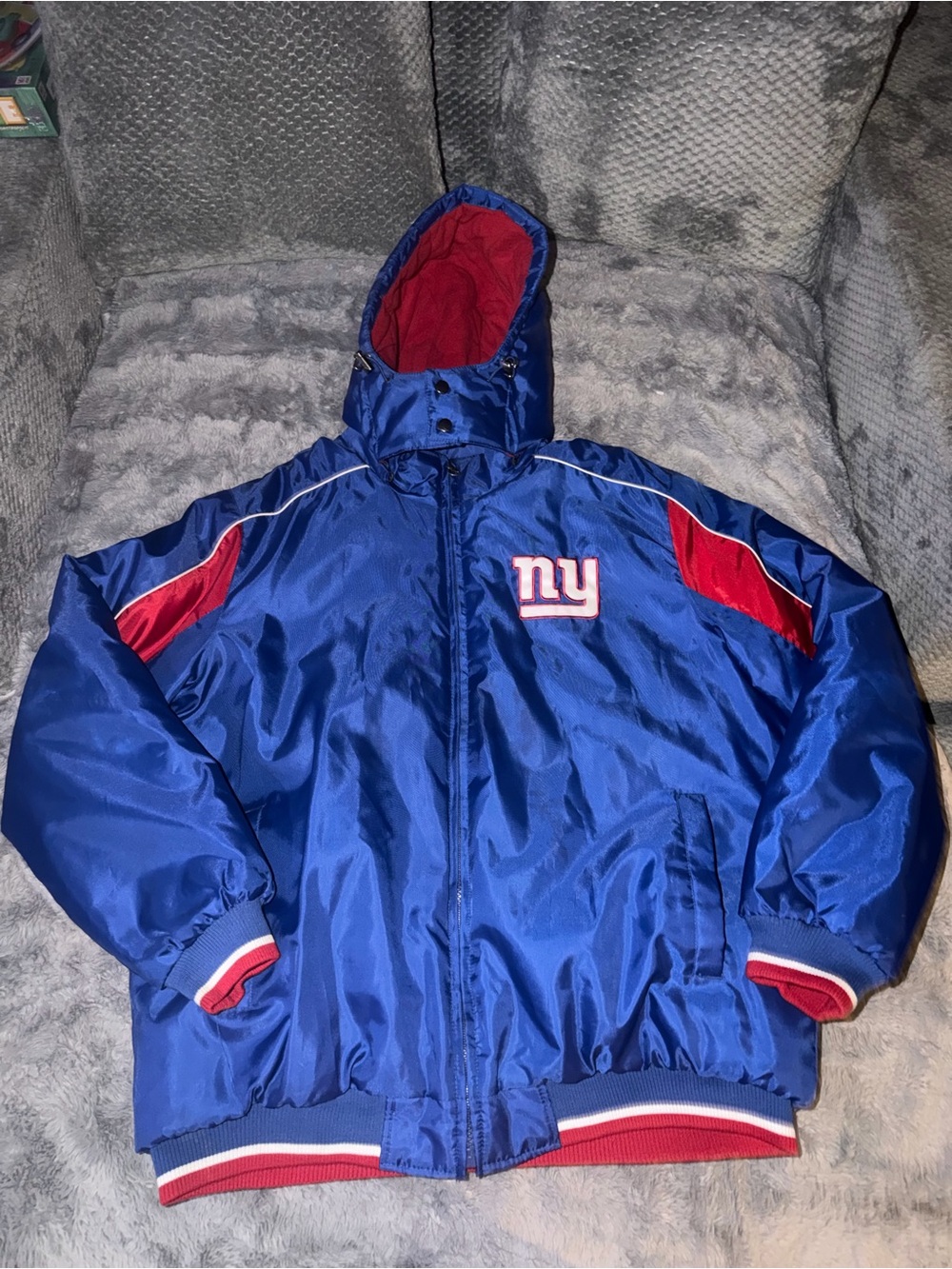 NFL New York giants Blue Hooded Puffer Jacket with Red Accents, gmen, New York,